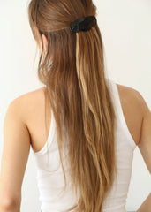 Scallop Barrette in Black